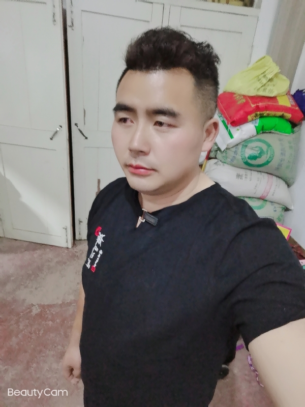 阿杰的第一张照片--阜宁残疾人相亲网